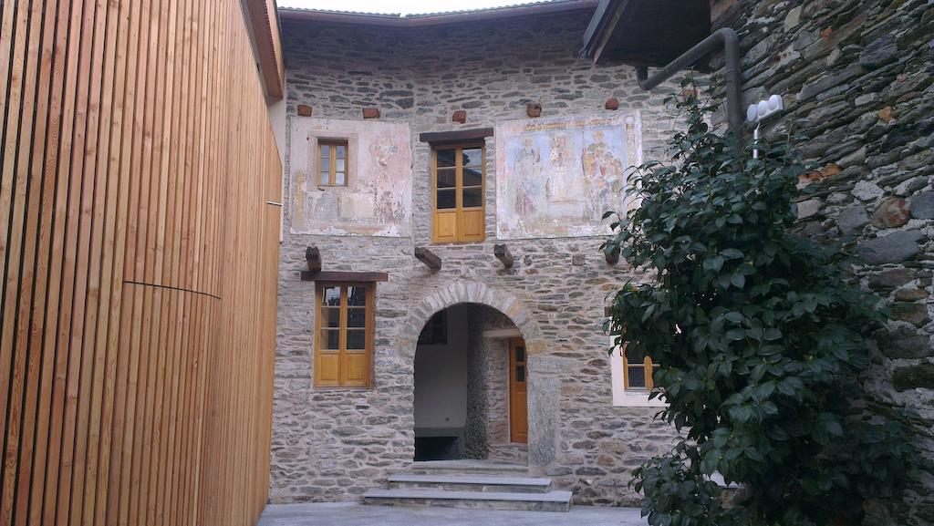 Corte Delle Camelie Gambarogno Luaran gambar